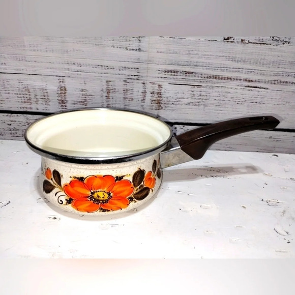 Sanko Ware Show Pans Vintage 80s Enameled Pot with Handle Orange Flower - Picture 1 of 3